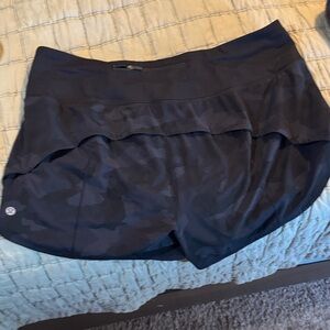 Lululemon Athletica Black Camouflage Skort